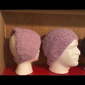 Women, men and children Beanies